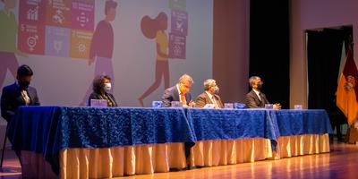 Students discuss ethics and society