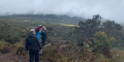 Foreign teachers visit the El Gullán scientific station