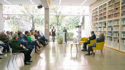 Presentación del libro "Desde el umbral"