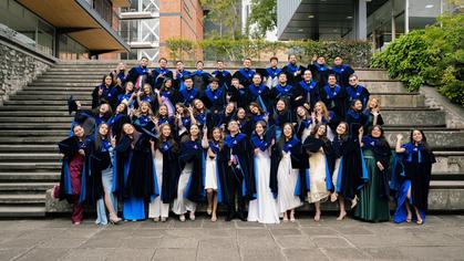 Investidura de la Escuela de Estudios Internacionales