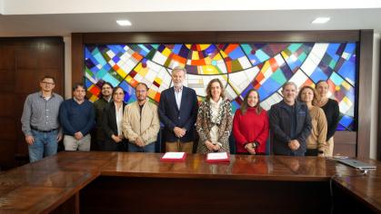 Se realizó la firma del acuerdo de trabajo entre el Royal College of Surgeons in Ireland y la Universidad del Azuay