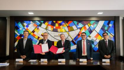 La Universidad del Azuay firmó un convenio con el Institut Teknologi Bandung de Indonesia