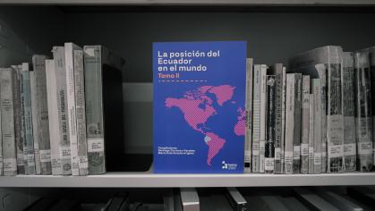 La Universidad del Azuay presentó el libro “La Posición del Ecuador en el mundo: Tomo II”