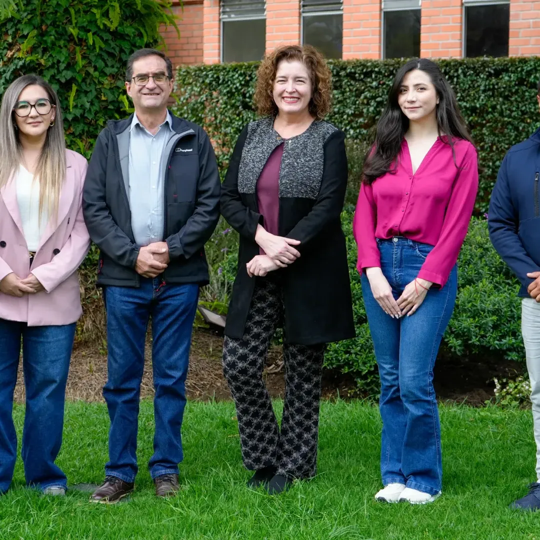 Proyecto internacional con participación de la Universidad del Azuay impulsará investigación científica y desarrollo comunitario en el austro ecuatoriano