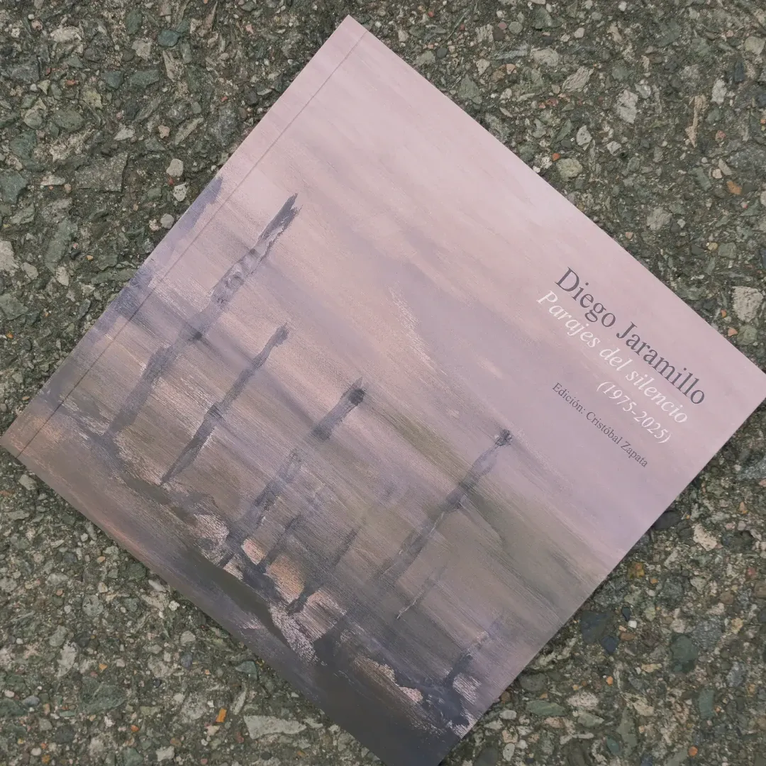 Se presentó la obra “Diego Jaramillo. Parajes del silencio (1975 - 2025) en la Universidad del Azuay