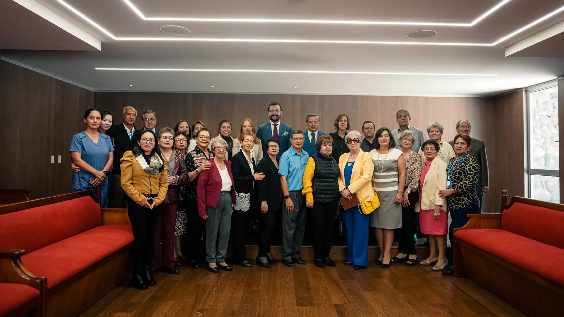 Inauguración de la Universidad de autocuidado del Adulto Mayor