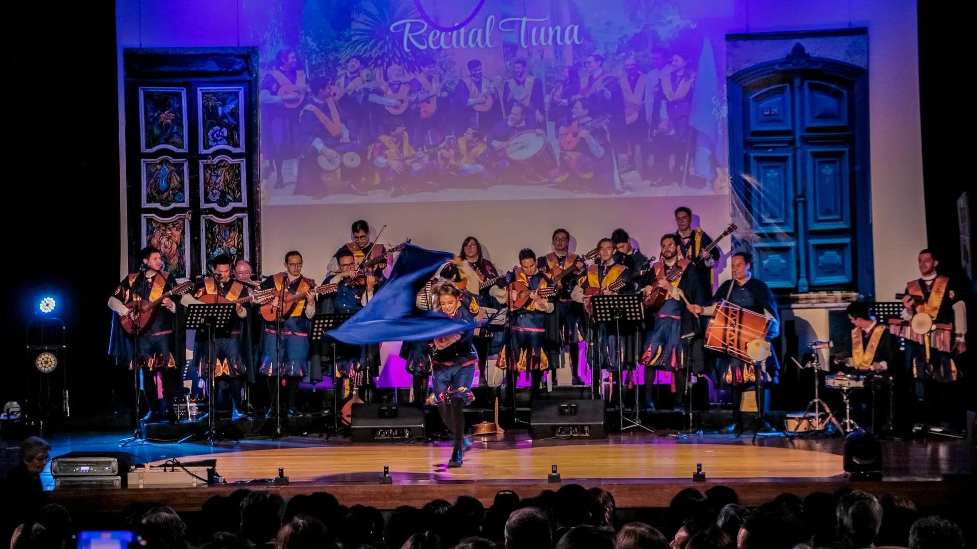 Gran Recital de la maravillosa Tuna de la Universidad del Azuay