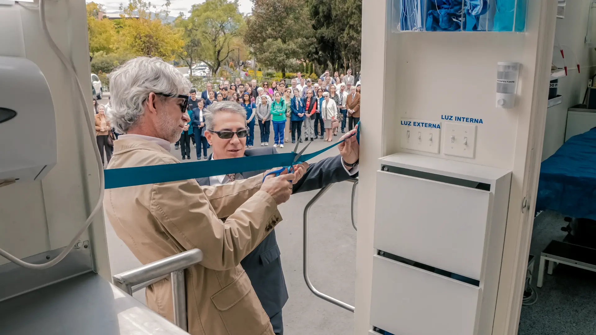 The UDA welcomes CINTERANDES and its humanitarian work with its new mobile operating room