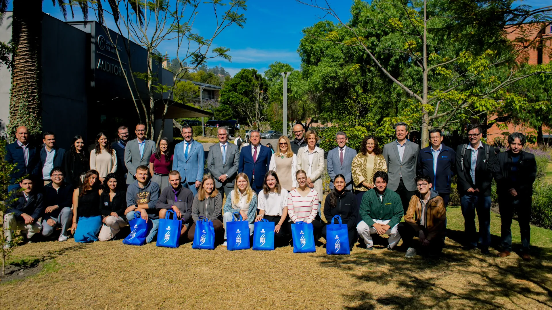 Universidad del Azuay welcomes german students as part of the EarthWISE Project