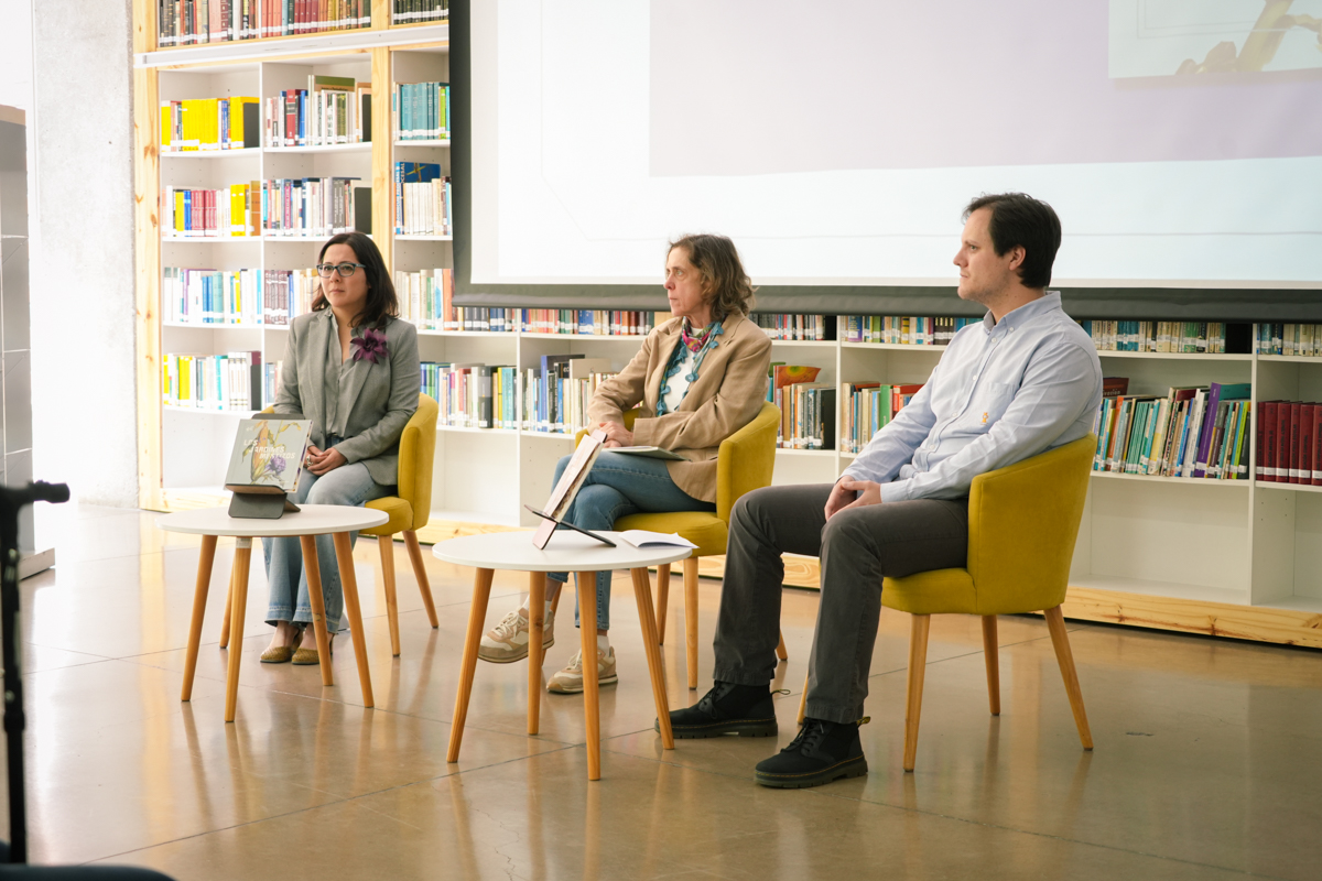Se presentó la obra “Los Jardines Mestizos” en la Universidad del Azuay 