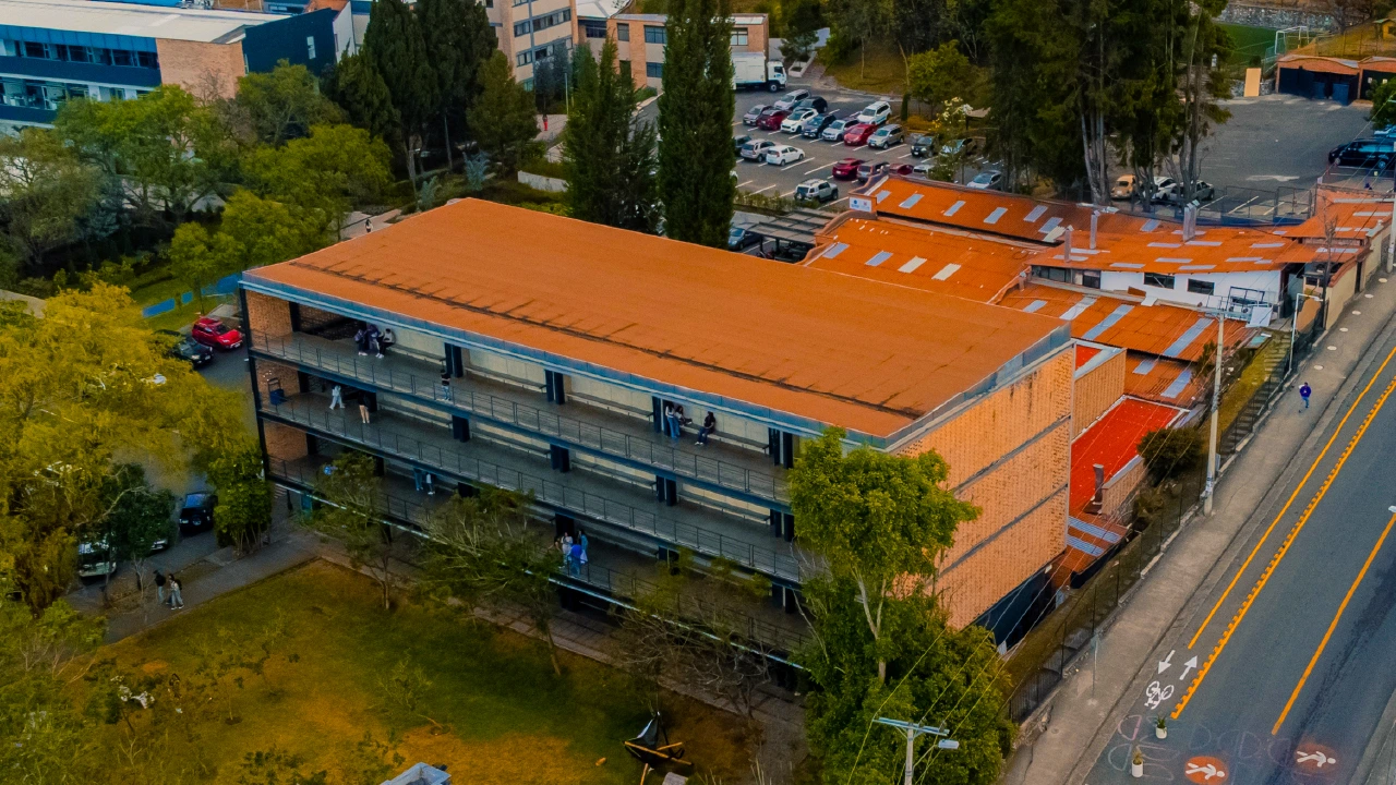 Facultad de Arquitectura - Universidad del Azuay