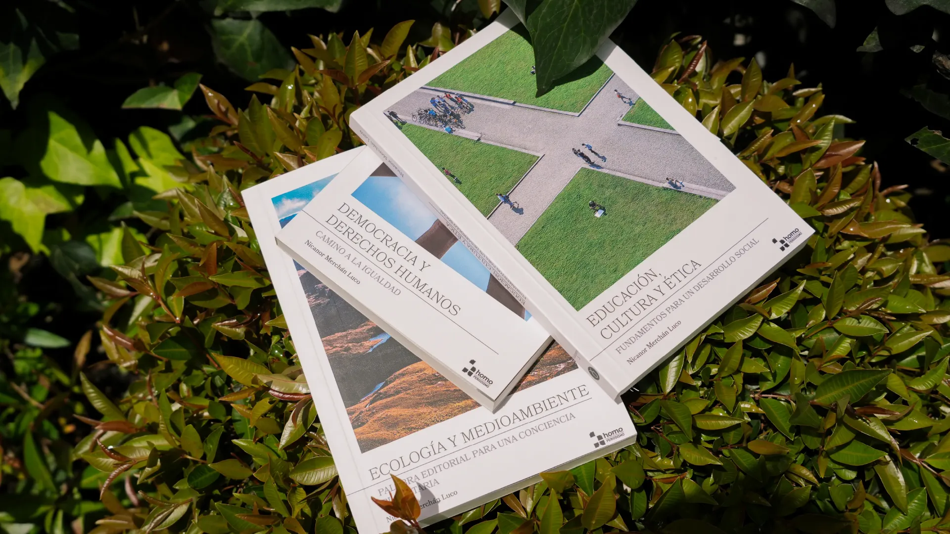 En la Universidad del Azuay se presentó la Trilogía Nicanor Merchán Luco