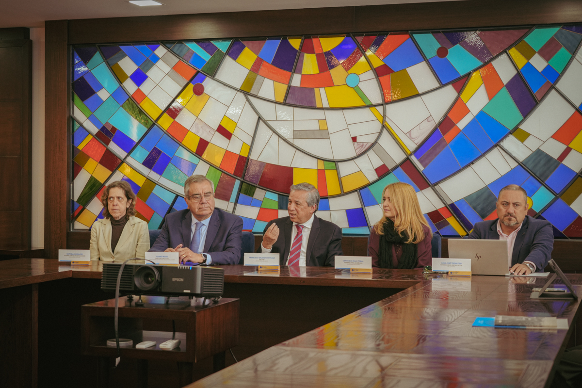 La Universidad del Azuay en búsqueda del sello Fátima