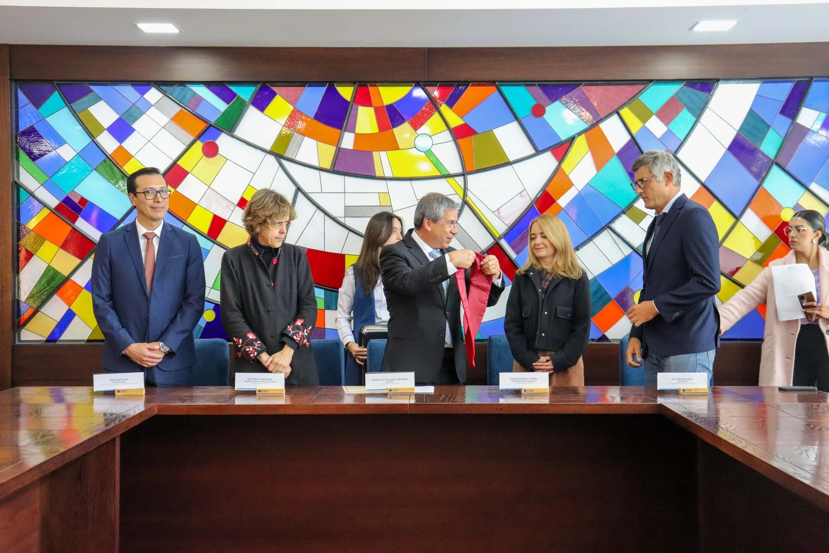 Davide Ballabio es nombrado Profesor Honorífico en la Universidad del Azuay